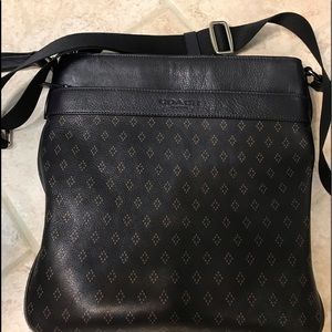 Coach Bags - Authentic Coach navy blue messenger bag. Coach Bags - Authentic Coach navy blue messenger bag.